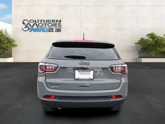 2027 Jeep Compass Latitude Altitude