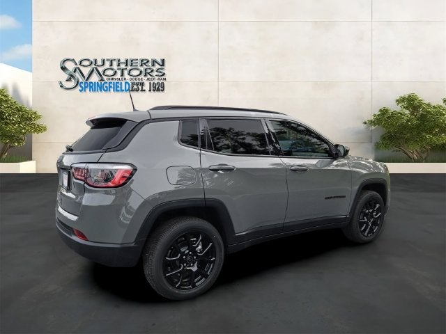 2027 Jeep Compass Latitude Altitude