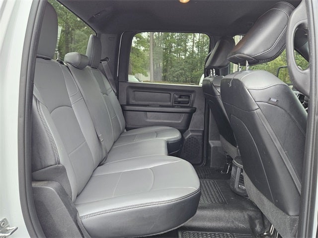 2023 RAM 3500 Tradesman Crew Cab 4x4 8' Box