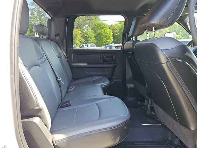 2022 RAM 3500 Tradesman Crew Cab 4x4 8' Box