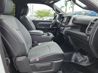 2024 RAM 2500 Tradesman Regular Cab 4x2 8' Box