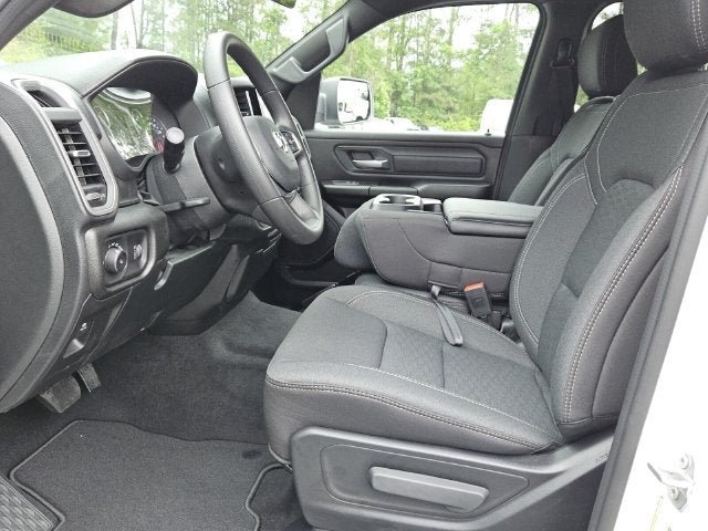 2026 RAM Ram 1500 RAM 1500 TRADESMAN CREW CAB 4X4 5'7' BOX