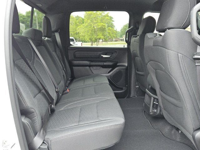 2026 RAM Ram 1500 RAM 1500 TRADESMAN CREW CAB 4X4 5'7' BOX