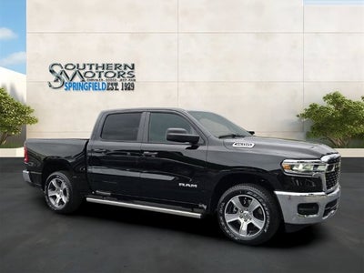 2026 RAM Ram 1500 RAM 1500 TRADESMAN CREW CAB 4X4 5'7' BOX
