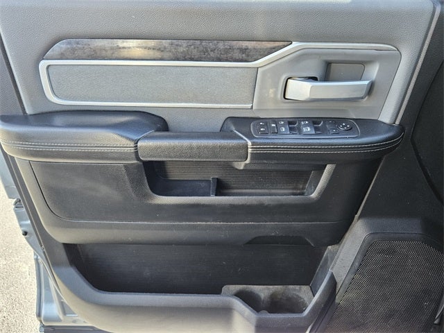 2020 RAM 2500 Big Horn Crew Cab 4X4 6'4' Box