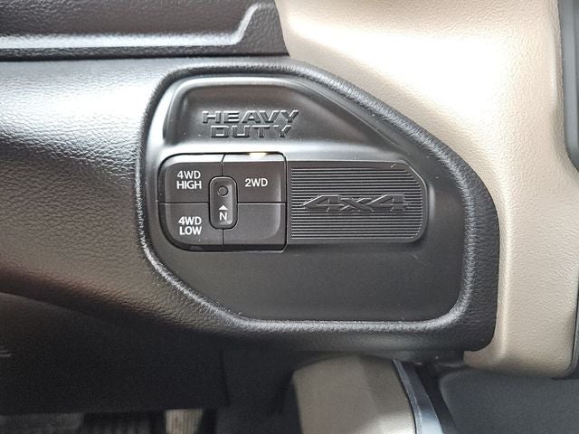 2022 RAM 2500 Laramie Crew Cab 4x4 6'4' Box