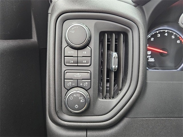 2023 Chevrolet Silverado 1500 4WD Crew Cab Short Bed Custom Trail Boss