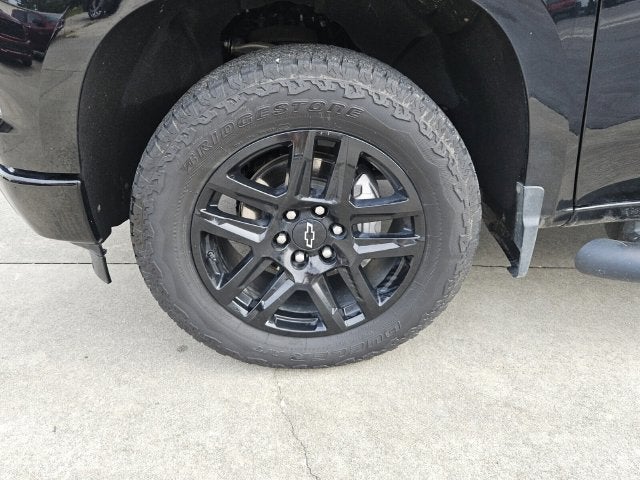 2025 Chevrolet Silverado 1500 4WD Crew Cab Short Bed Custom
