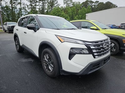 2024 Nissan Rogue S FWD