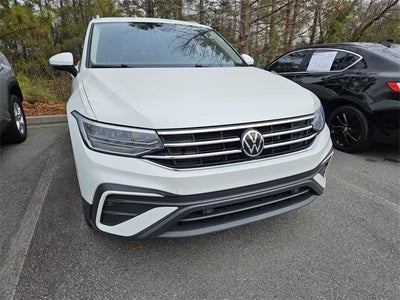 2023 Volkswagen Tiguan 2.0T SE