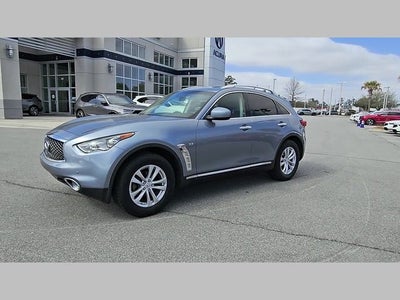 2017 INFINITI QX70 Base