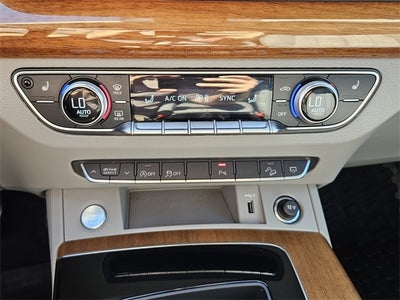 2024 Audi Q5 40 Premium quattro