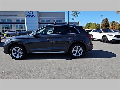 2024 Audi Q5 40 Premium quattro