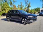 2021 Volvo XC40 Momentum