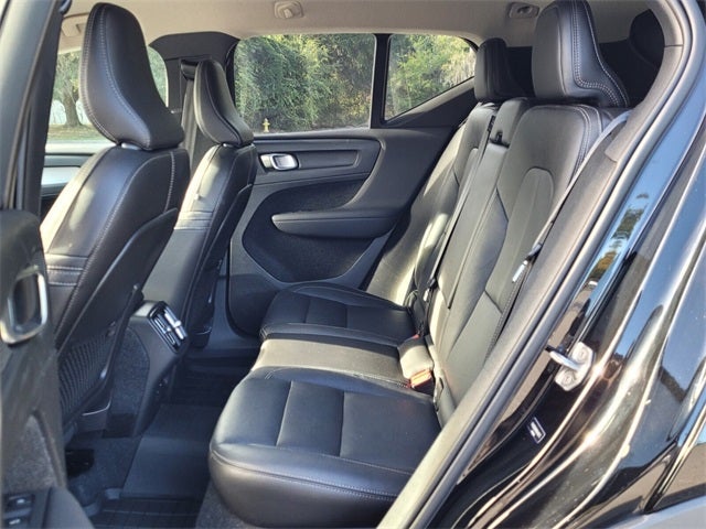 2021 Volvo XC40 Momentum