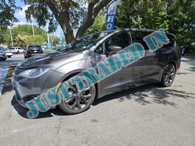 2019 Chrysler Pacifica Touring Plus