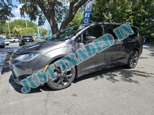 2019 Chrysler Pacifica Touring Plus