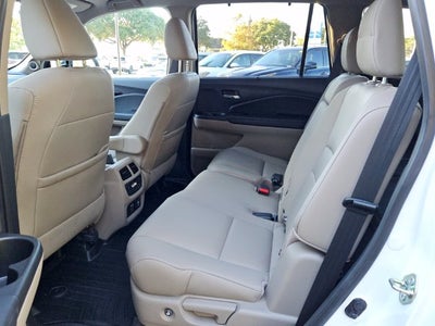 2020 Honda Pilot Touring 8 Passenger
