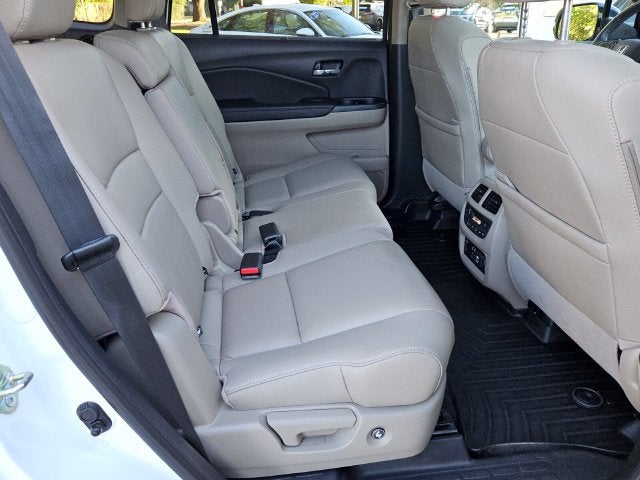 2020 Honda Pilot Touring 8 Passenger