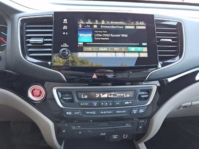 2020 Honda Pilot Touring 8 Passenger
