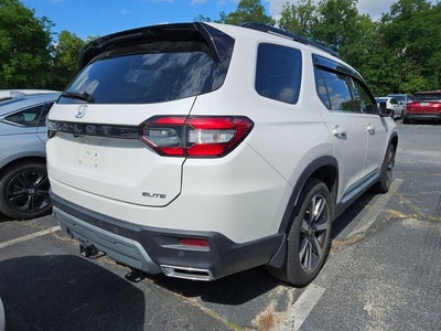 2023 Honda Pilot Elite
