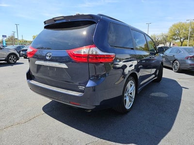 2018 Toyota Sienna 7 Passenger