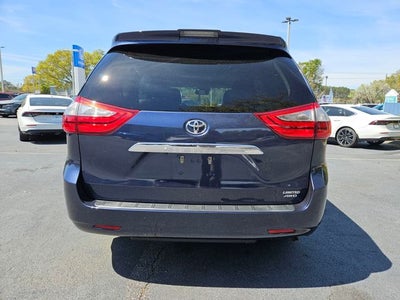 2018 Toyota Sienna 7 Passenger