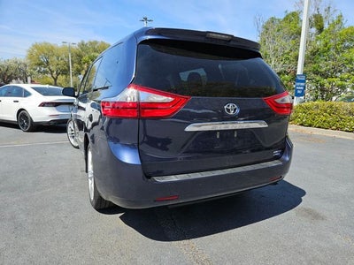 2018 Toyota Sienna 7 Passenger