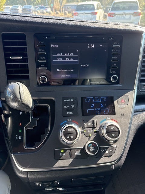 2019 Toyota Sienna L 7 Passenger