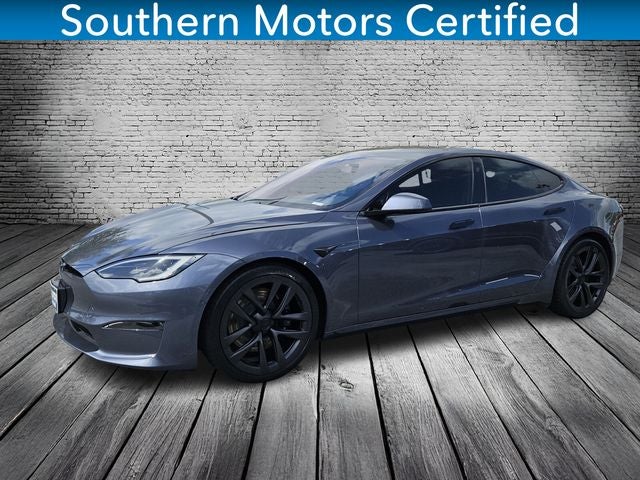 2022 Tesla Model S Plaid