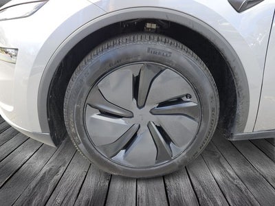 2026 Tesla Model Y Long Range