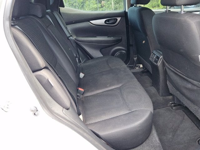 2022 Nissan Rogue Sport S