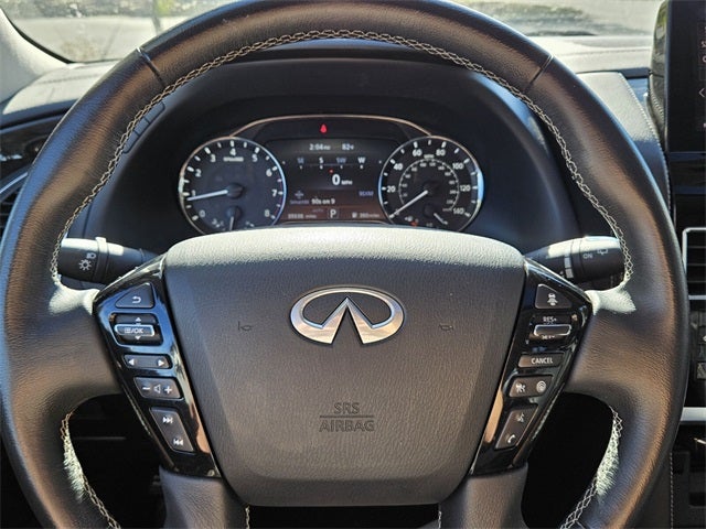 2024 INFINITI QX80 LUXE