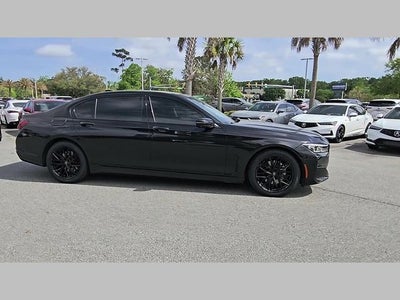 2022 BMW 7 Series 740i