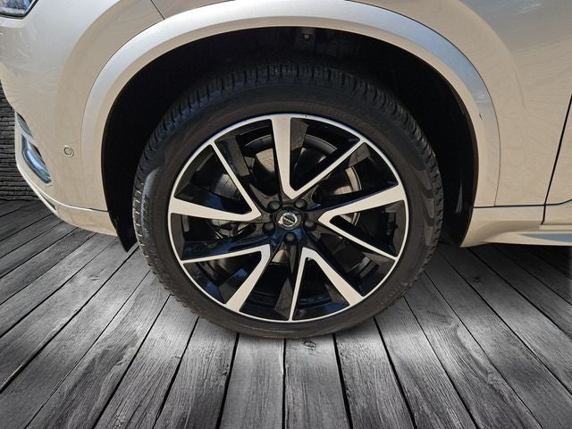 2023 Volvo XC90 B6 Plus 7-Seater